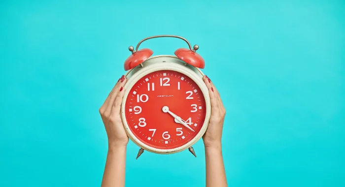 Start by taking melatonin 30 minutes before bed and then adjust accordingly to your own body. 